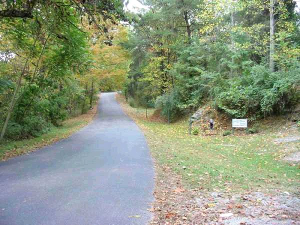 Private and Secluded Entrance